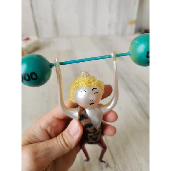 Dept 56 beaux vintage strong man weightlifting weightlifter 500 Italian ornament
